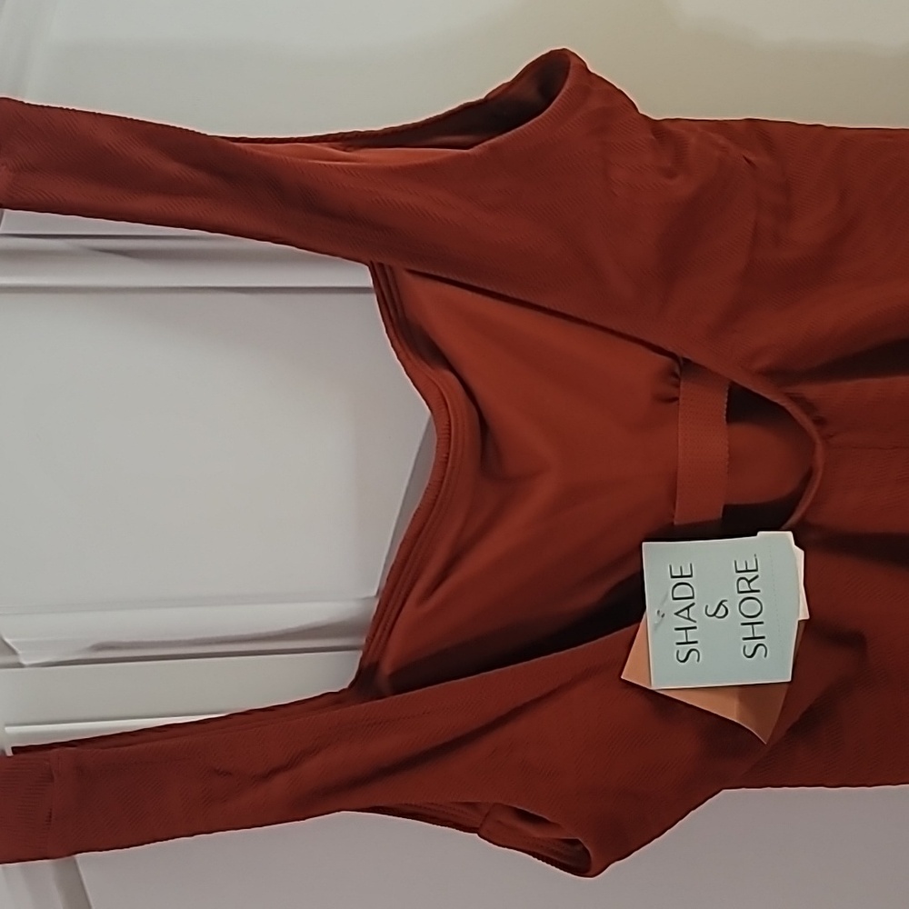 Textured Rust Orange 1pc Swimsuit - Picture 8 of 9